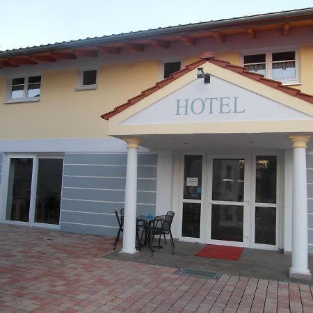 Hotel Am Donaubogen Sarching 외부 사진