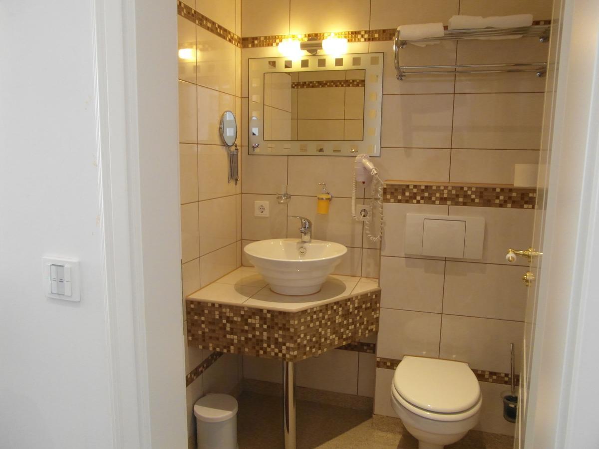 Hotel Am Donaubogen Sarching 외부 사진