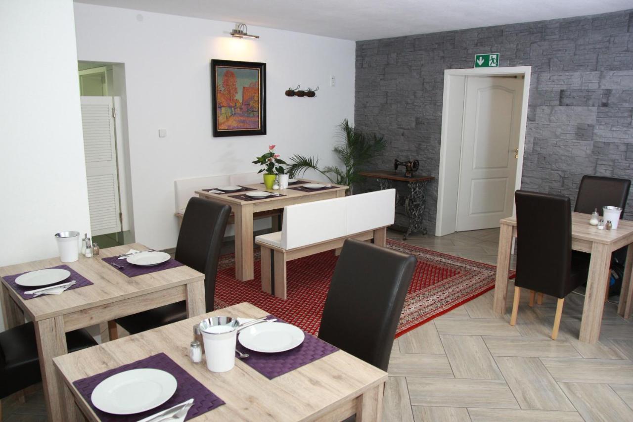 Hotel Am Donaubogen Sarching 외부 사진